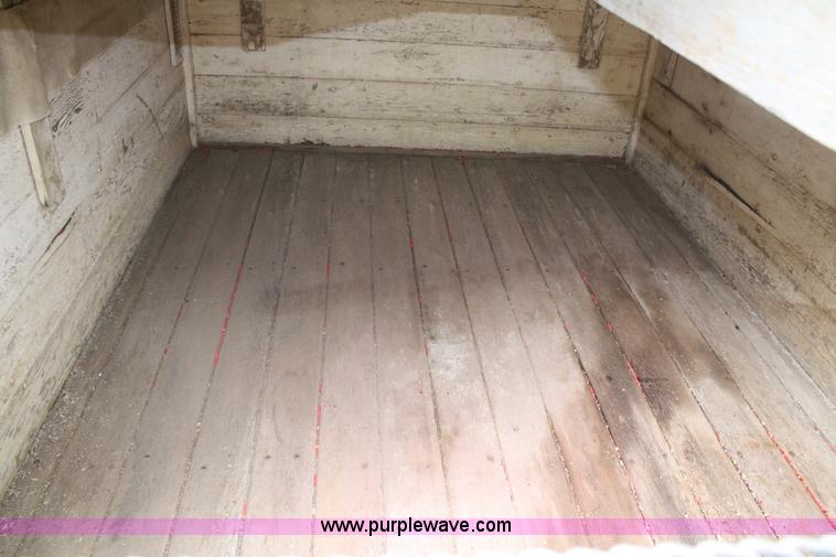 image for item B6651 1948 Chevrolet Thriftmaster grain truck
