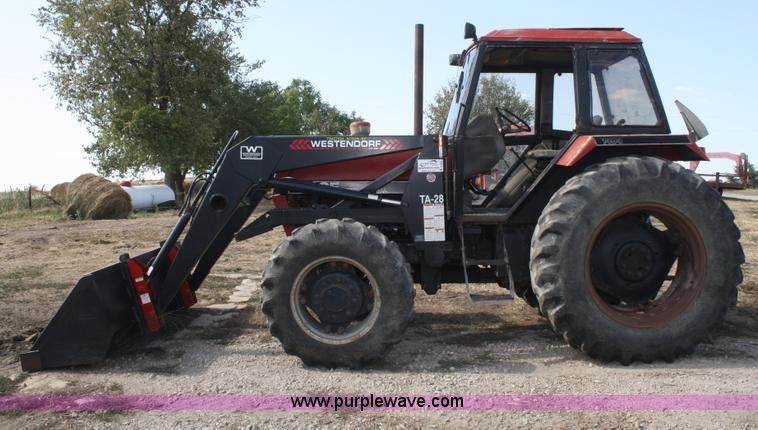image for item B6931 1986 Case IH 1494 MFWD tractor