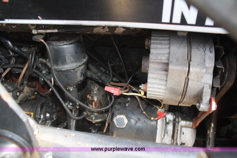 image for item B6931 1986 Case IH 1494 MFWD tractor