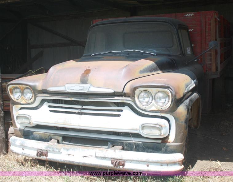 image for item B6932 1958 Chevrolet Viking 60 grain truck