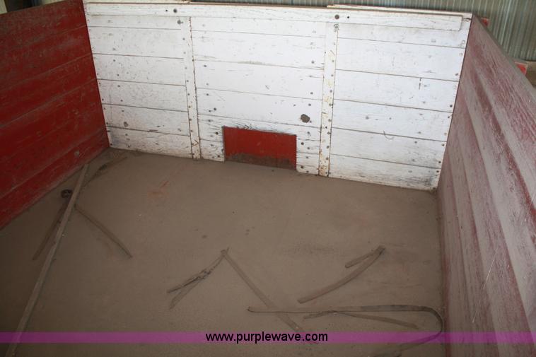 image for item B6932 1958 Chevrolet Viking 60 grain truck