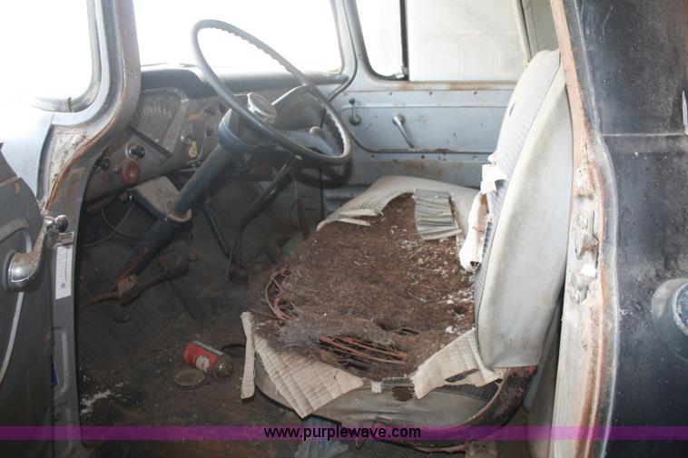 image for item B6932 1958 Chevrolet Viking 60 grain truck