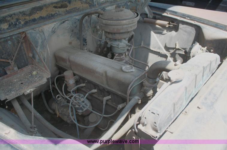 image for item B6932 1958 Chevrolet Viking 60 grain truck