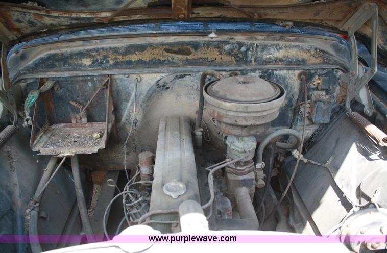 image for item B6932 1958 Chevrolet Viking 60 grain truck