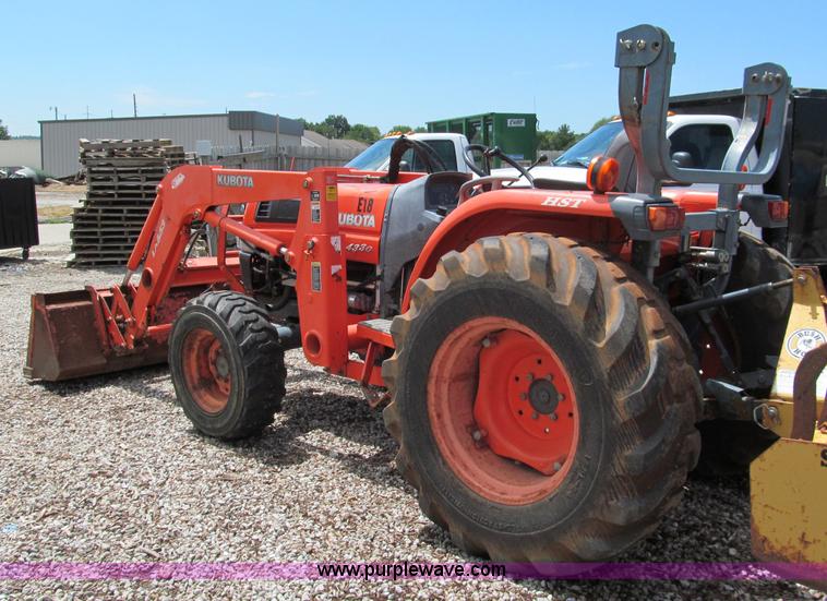 image for item C2463 2004 Kubota L4330 MFWD tractor