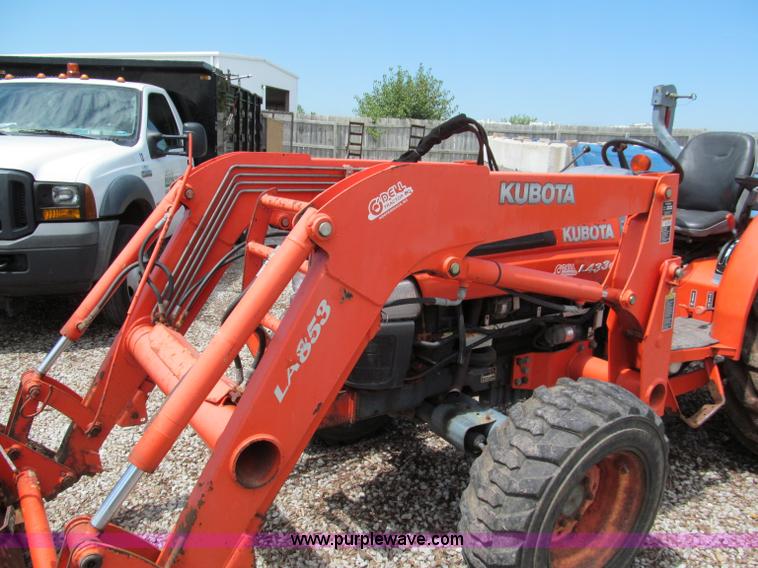 image for item C2463 2004 Kubota L4330 MFWD tractor