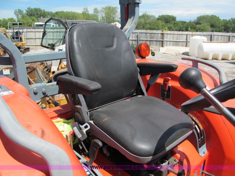 image for item C2463 2004 Kubota L4330 MFWD tractor