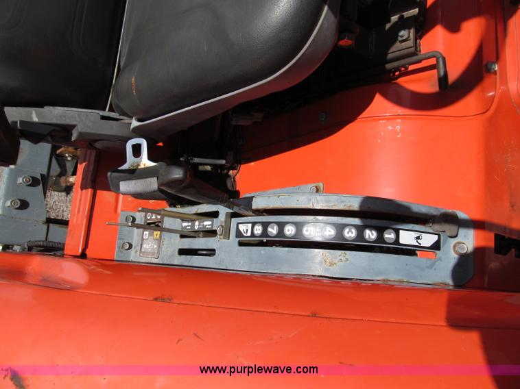 image for item C2463 2004 Kubota L4330 MFWD tractor