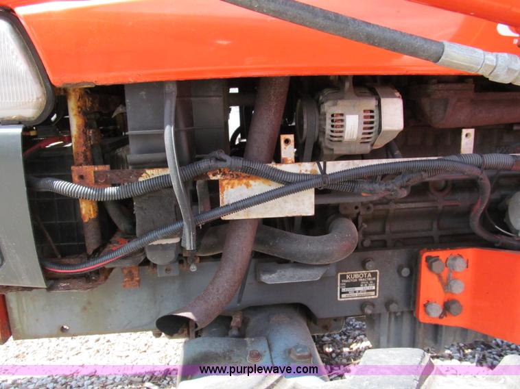 image for item C2463 2004 Kubota L4330 MFWD tractor