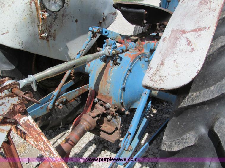 image for item C2483 Ford 860 tractor