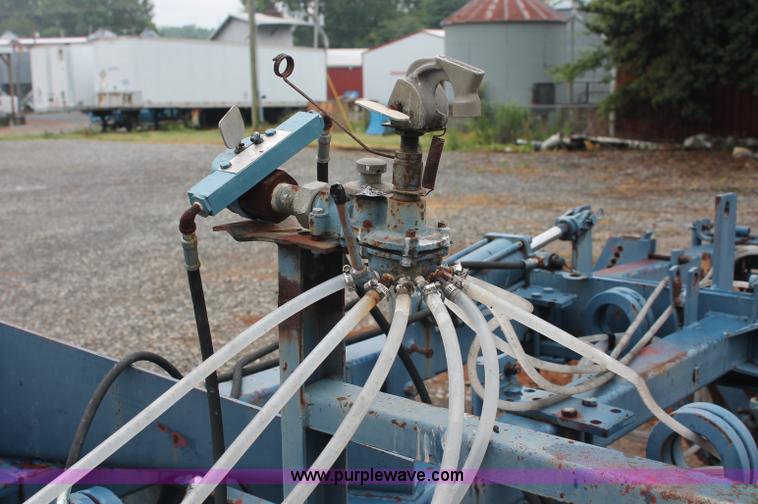 image for item C2622 DMI nine shank toolbar applicator