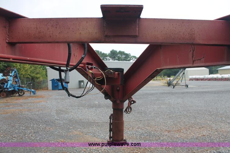 image for item C2623 1995 Wil-Ro 20' gooseneck trailer