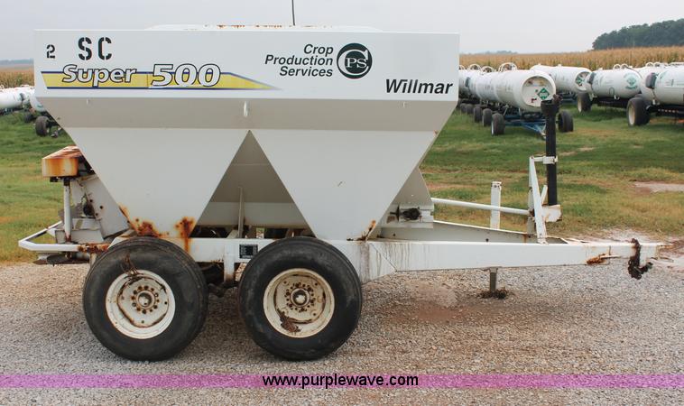 image for item C2624 Willmar Super 500 dry fertilizer spreader