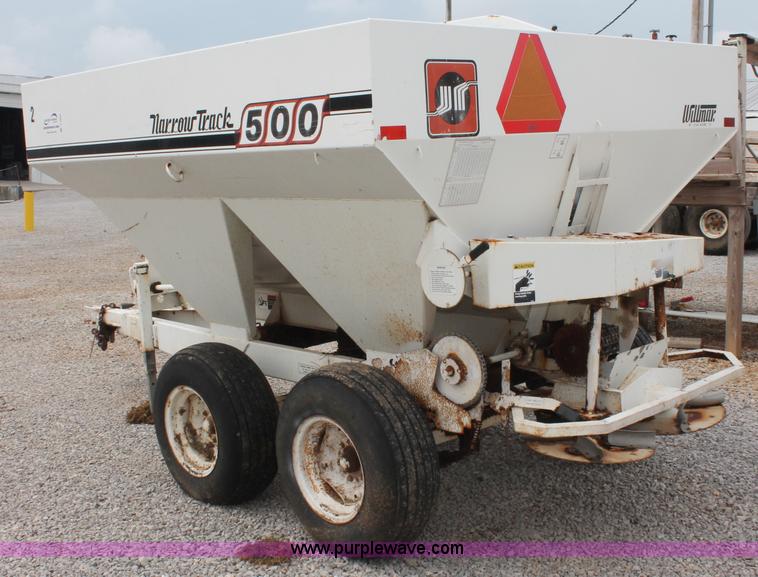 image for item C2625 Willmar Narrow Track 500 dry fertilizer spreader