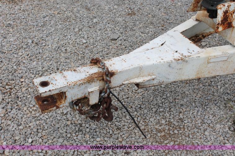 image for item C2625 Willmar Narrow Track 500 dry fertilizer spreader