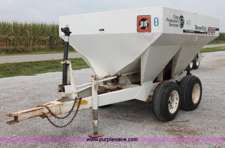 image for item C2628 Willmar Narrow Track 500 dry fertilizer spreader