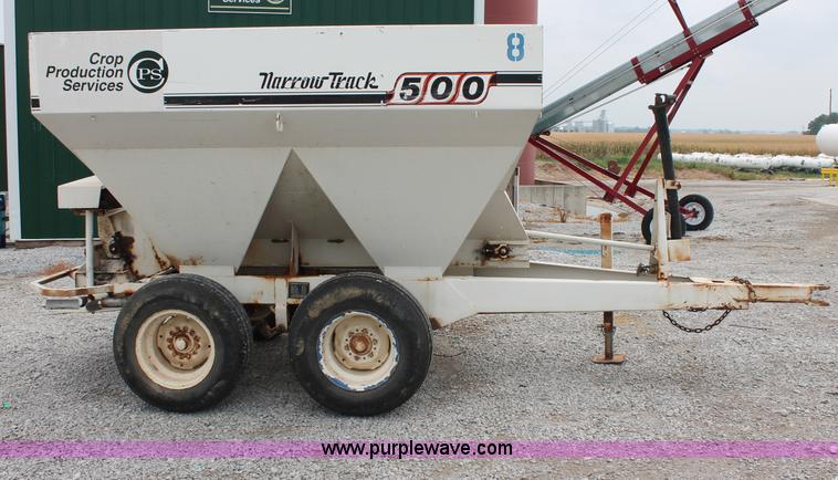 image for item C2628 Willmar Narrow Track 500 dry fertilizer spreader