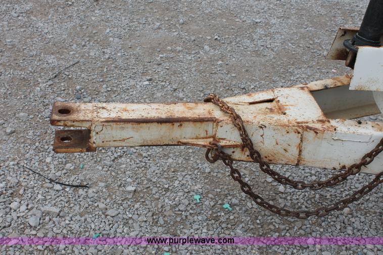 image for item C2628 Willmar Narrow Track 500 dry fertilizer spreader