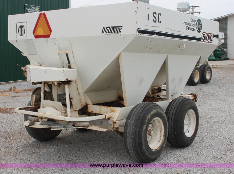 image for item C2629 Willmar Super 500 dry fertilizer spreader