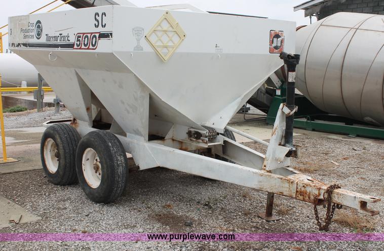 image for item C2630 Willmar Narrow Track 500 dry fertilizer spreader