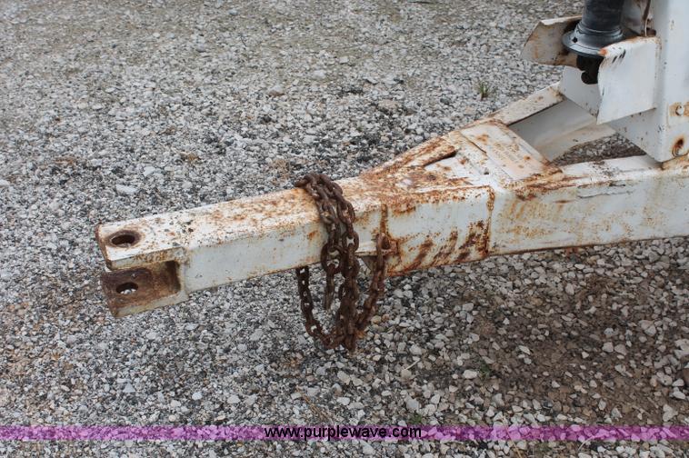 image for item C2630 Willmar Narrow Track 500 dry fertilizer spreader