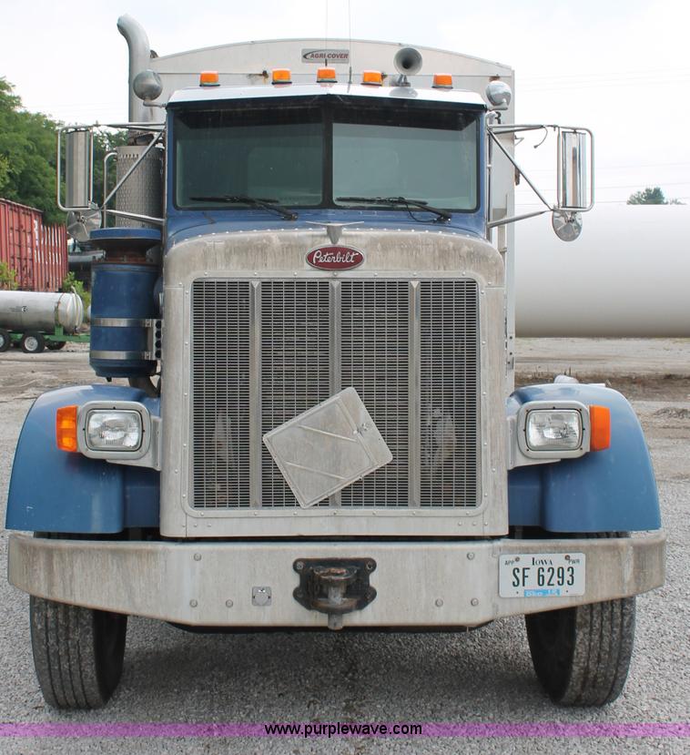 image for item C2633 1993 Peterbilt 378 fertilizer tender truck