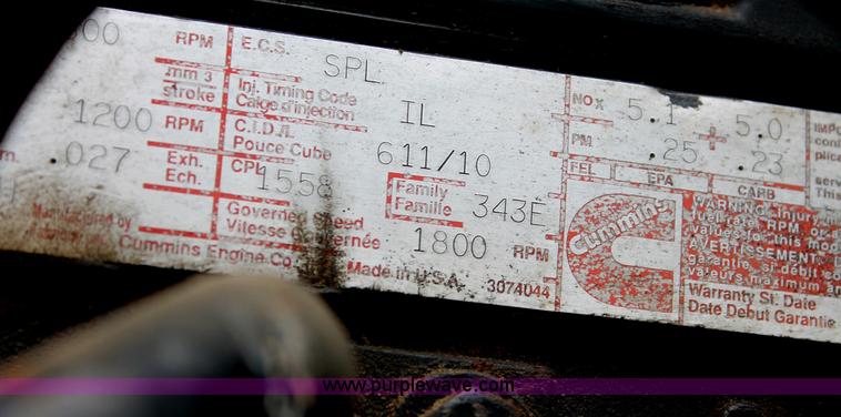 image for item C2633 1993 Peterbilt 378 fertilizer tender truck