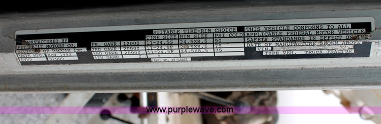 image for item C2633 1993 Peterbilt 378 fertilizer tender truck