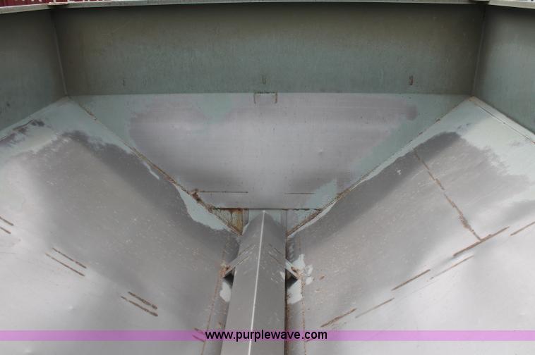 image for item C2636 1995 Western dry fertilizer spreader