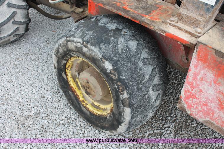 image for item C2640 Willmar Wrangler wheel loader