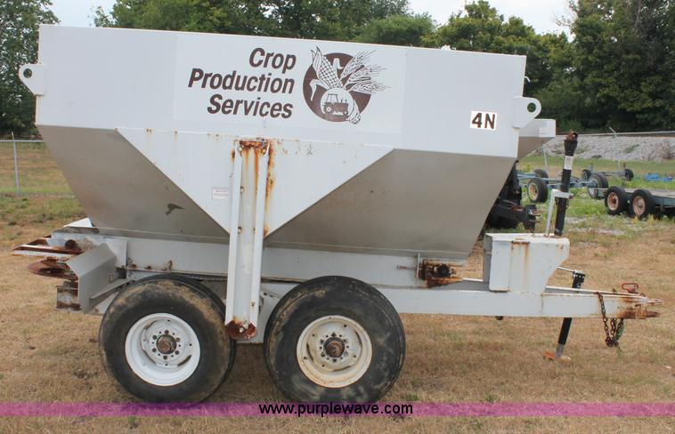 image for item C2643 Western dry fertilizer spreader