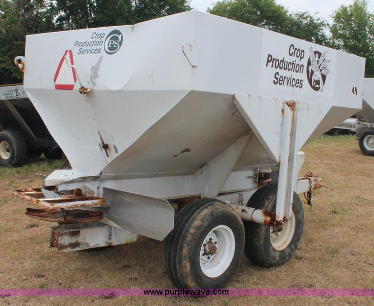 image for item C2643 Western dry fertilizer spreader