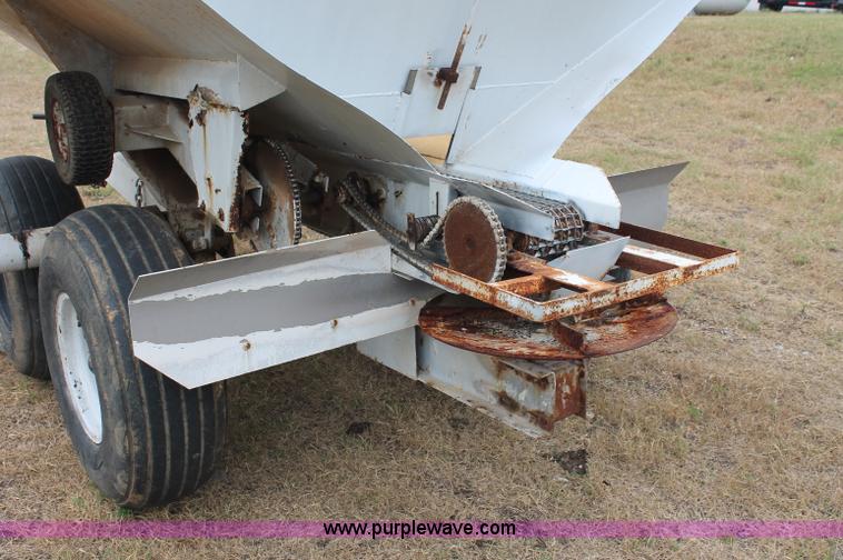 image for item C2643 Western dry fertilizer spreader
