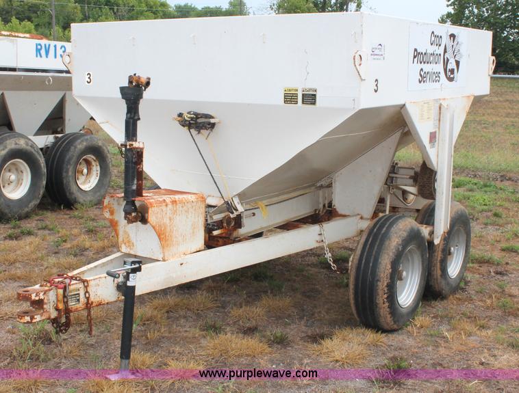 Simonsen dry fertilizer spreader in Russellville, KY Item C2645 sold