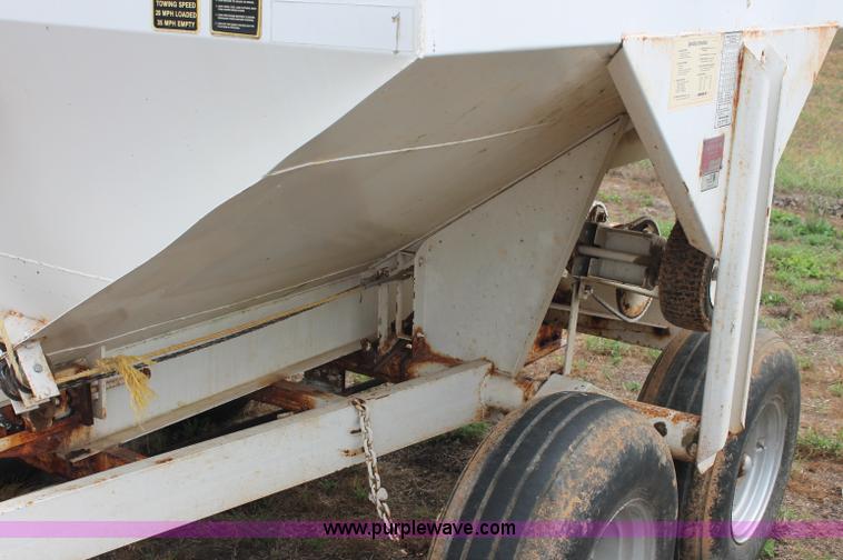 image for item C2645 Simonsen dry fertilizer spreader