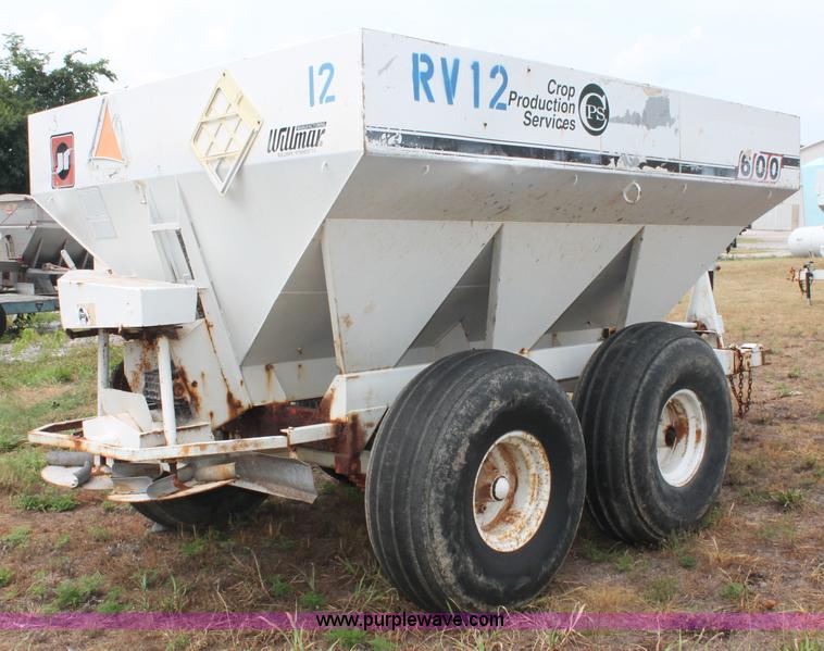 image for item C2646 Willmar 600 dry fertilizer spreader