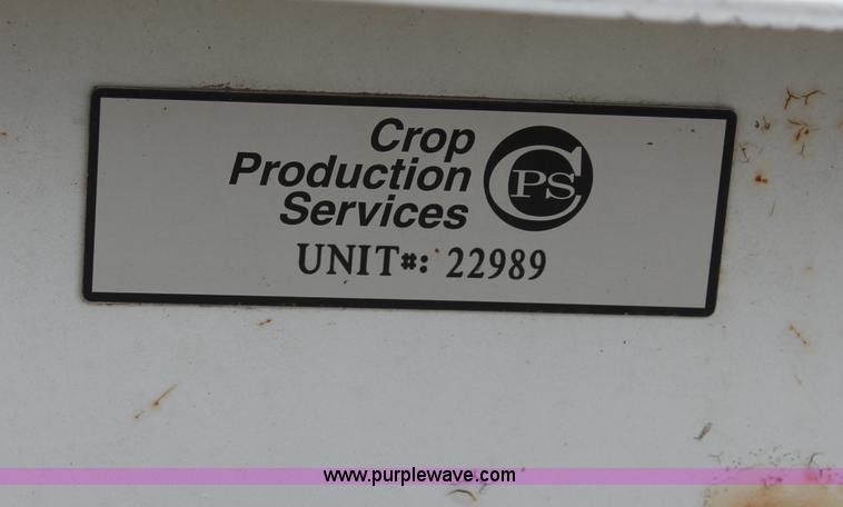 image for item C2646 Willmar 600 dry fertilizer spreader