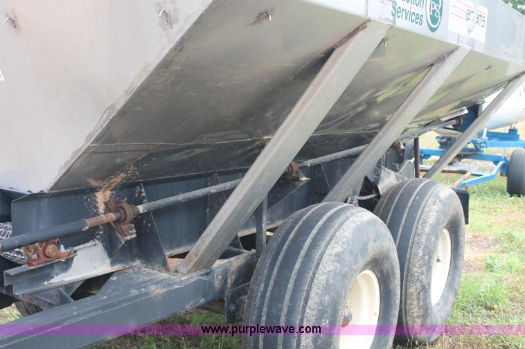 image for item C2647 Adams dry fertilizer spreader
