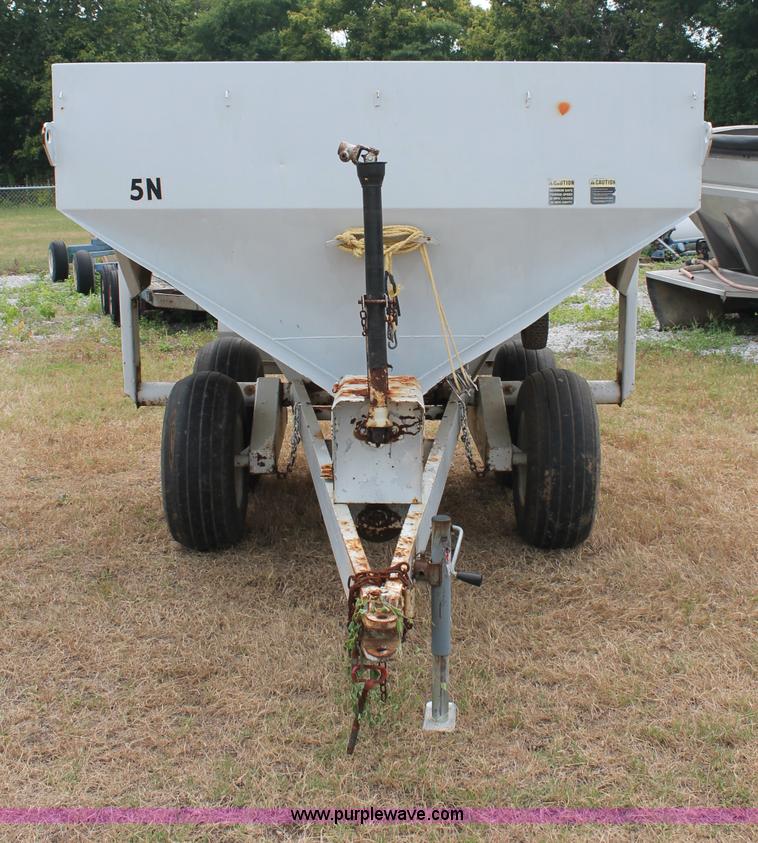 image for item C2648 Western dry fertilizer spreader