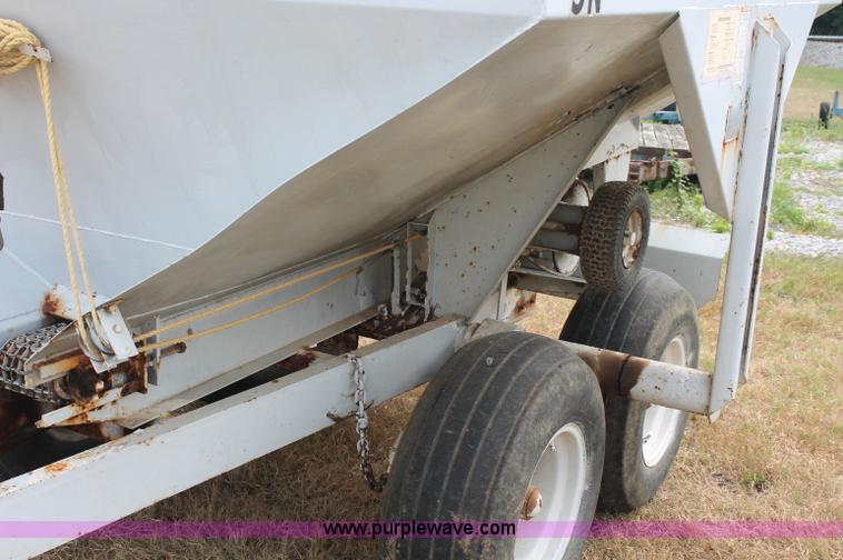 image for item C2648 Western dry fertilizer spreader