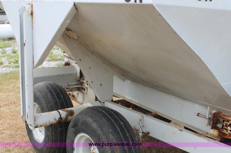 image for item C2648 Western dry fertilizer spreader