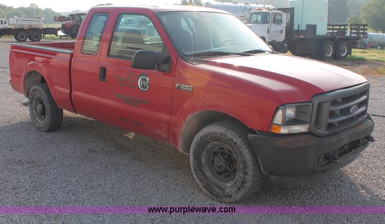 image for item C2649 2004 Ford F250 XL Super Duty SuperCab pickup truck