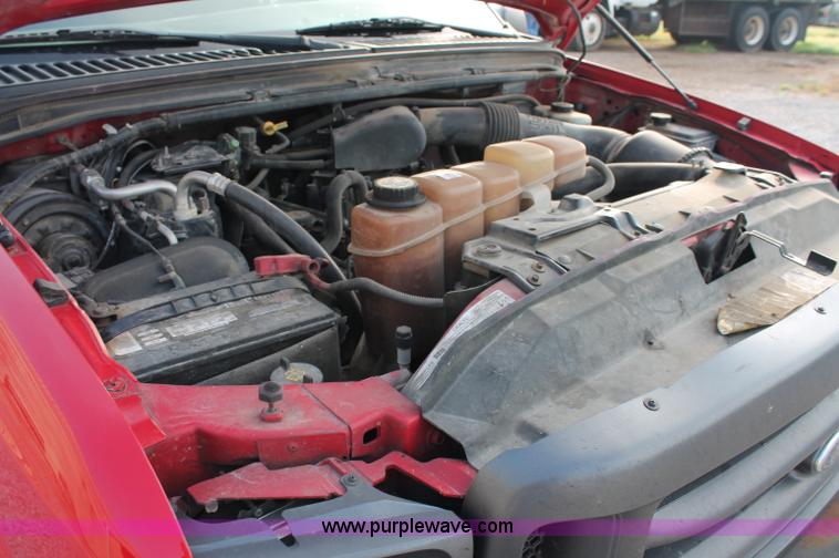 image for item C2649 2004 Ford F250 XL Super Duty SuperCab pickup truck