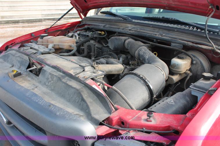 image for item C2649 2004 Ford F250 XL Super Duty SuperCab pickup truck