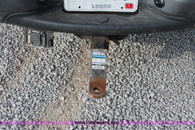 image for item C2649 2004 Ford F250 XL Super Duty SuperCab pickup truck