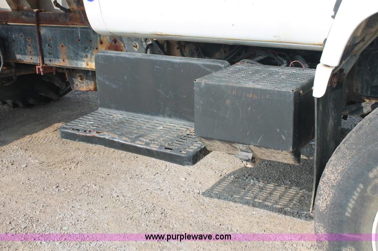image for item C2651 1997 Chevrolet C8500 spreader truck