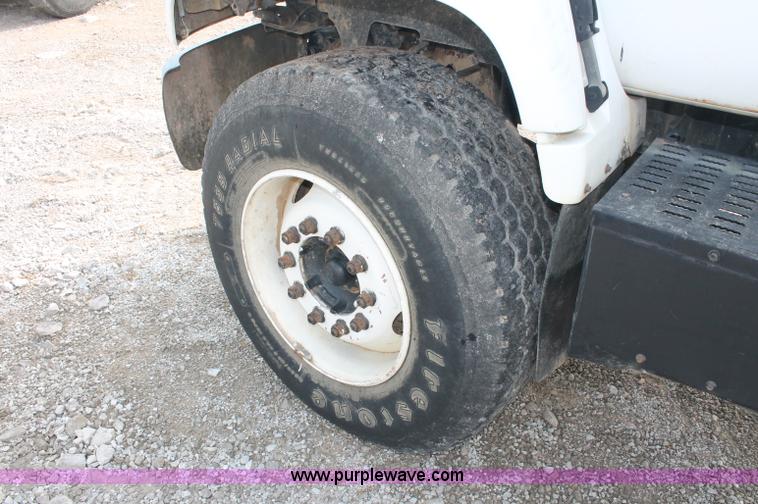 image for item C2651 1997 Chevrolet C8500 spreader truck