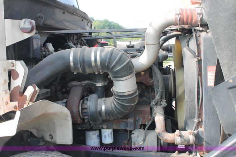 image for item C2652 1994 Freightliner FLC112 fertilizer tender truck