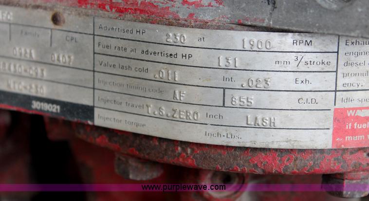 image for item C2653 1981 International F2275 flatbed truck