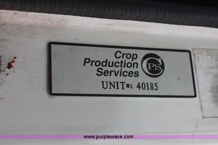 image for item C2653 1981 International F2275 flatbed truck